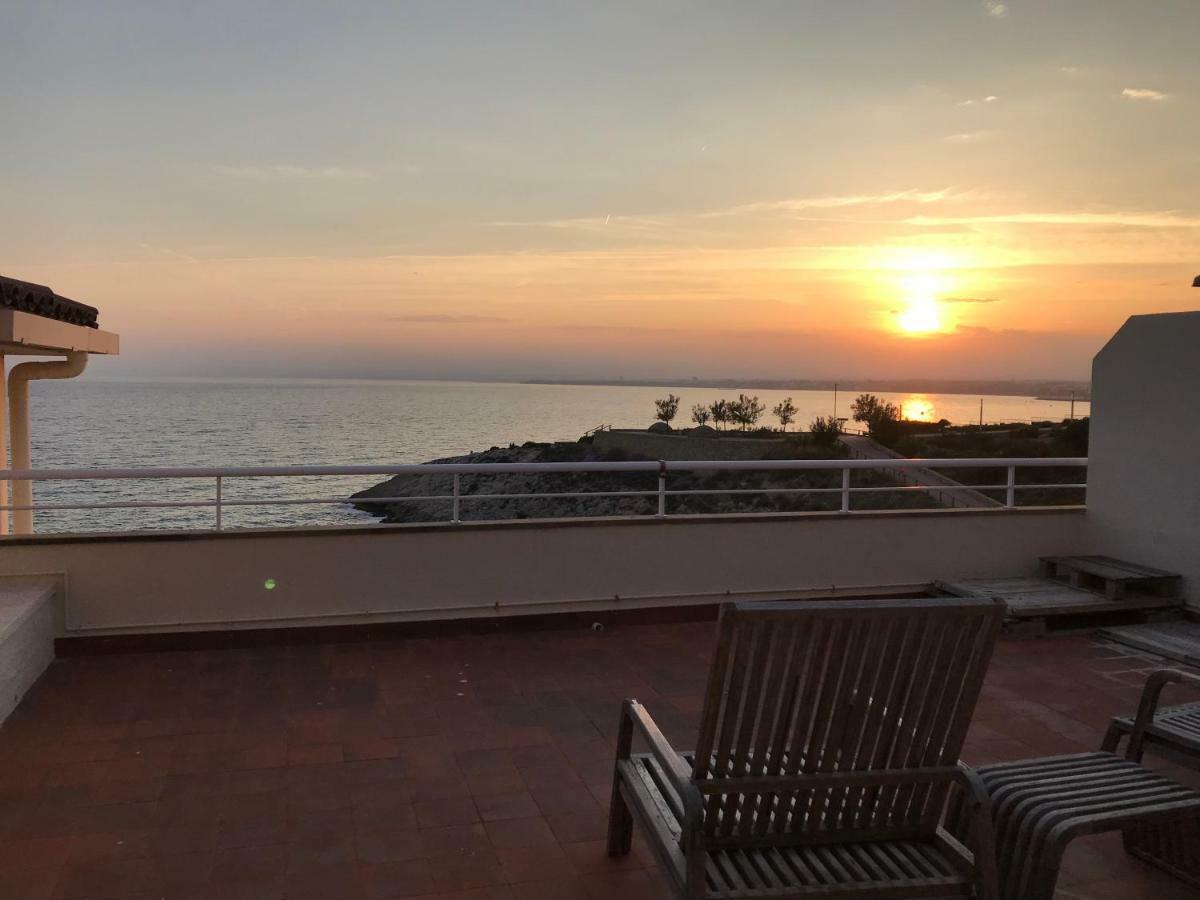 Apartamento Rits Beachfront Salou Kültér fotó